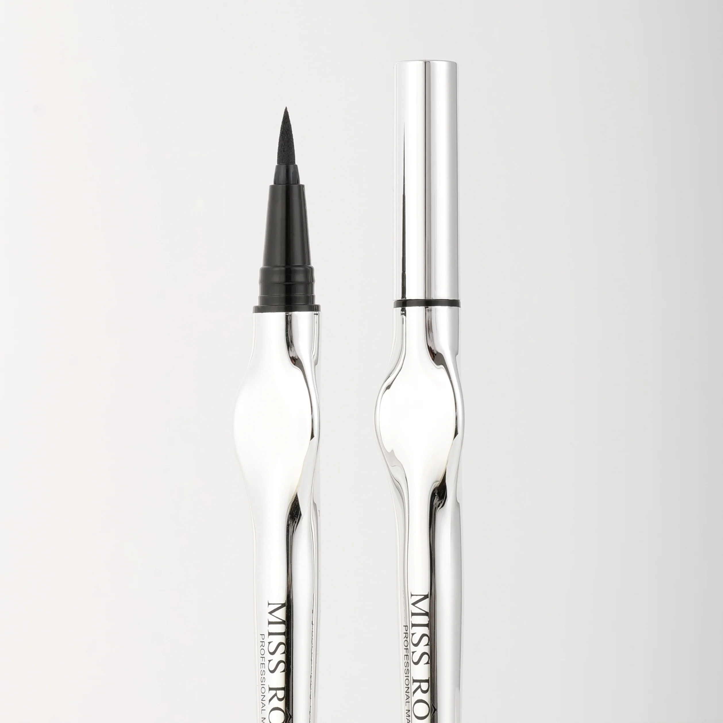 Miss Rose Liquid Black Marker Eyeliner - Image 5