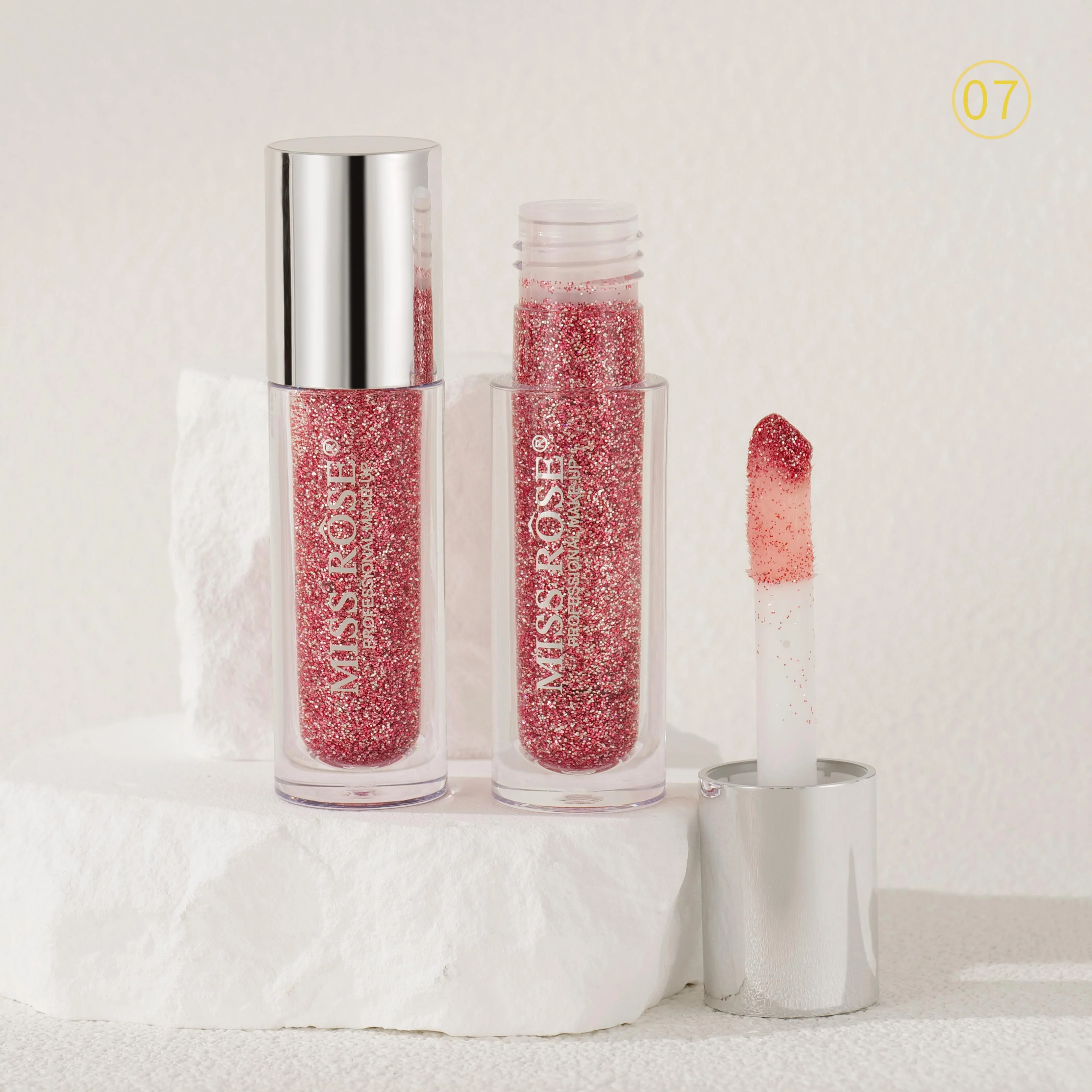 Miss Rose Liquid Glitter Eyeshadow - Image 4
