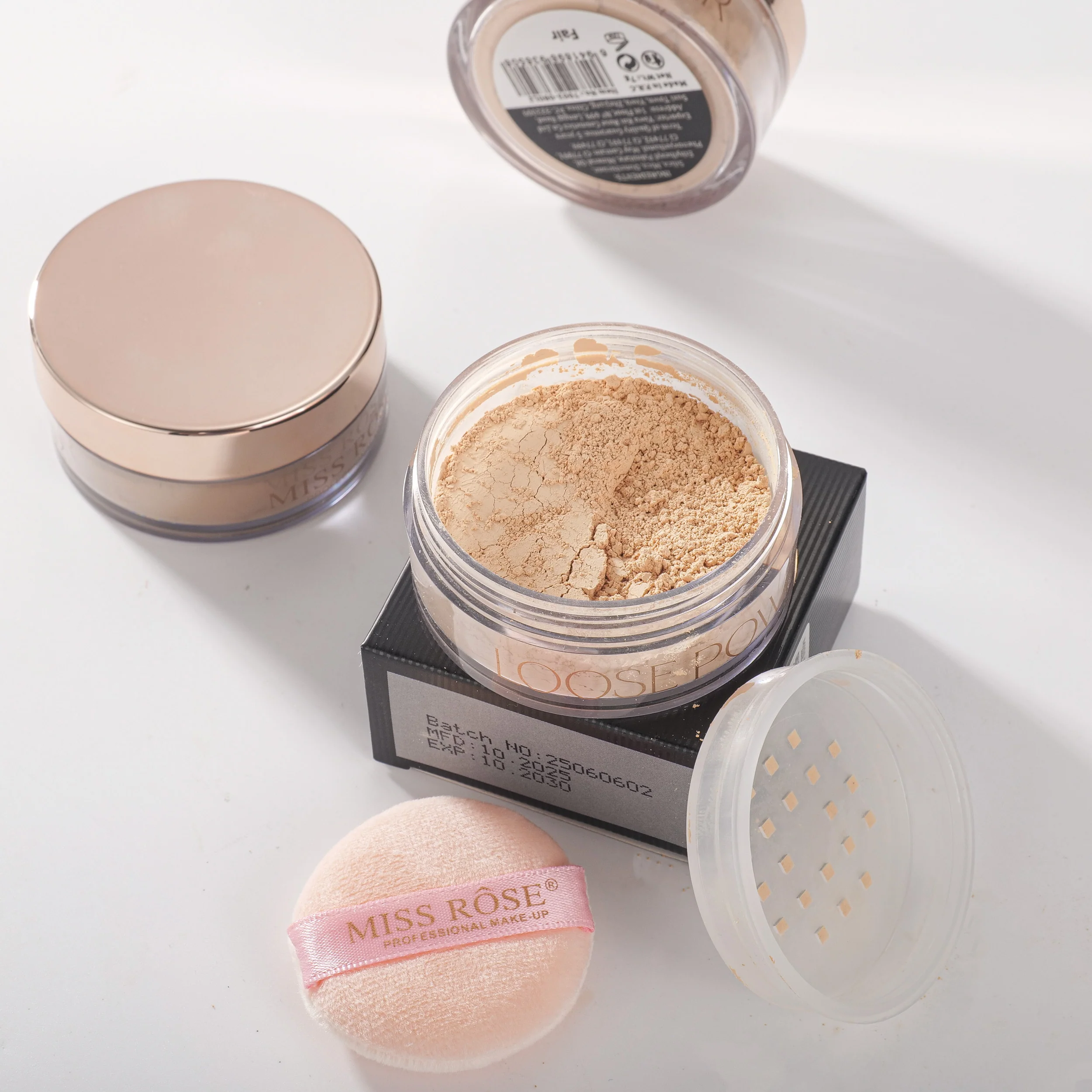 Miss Rose Loose Powder Silky & Soft Matte Finish - Image 5