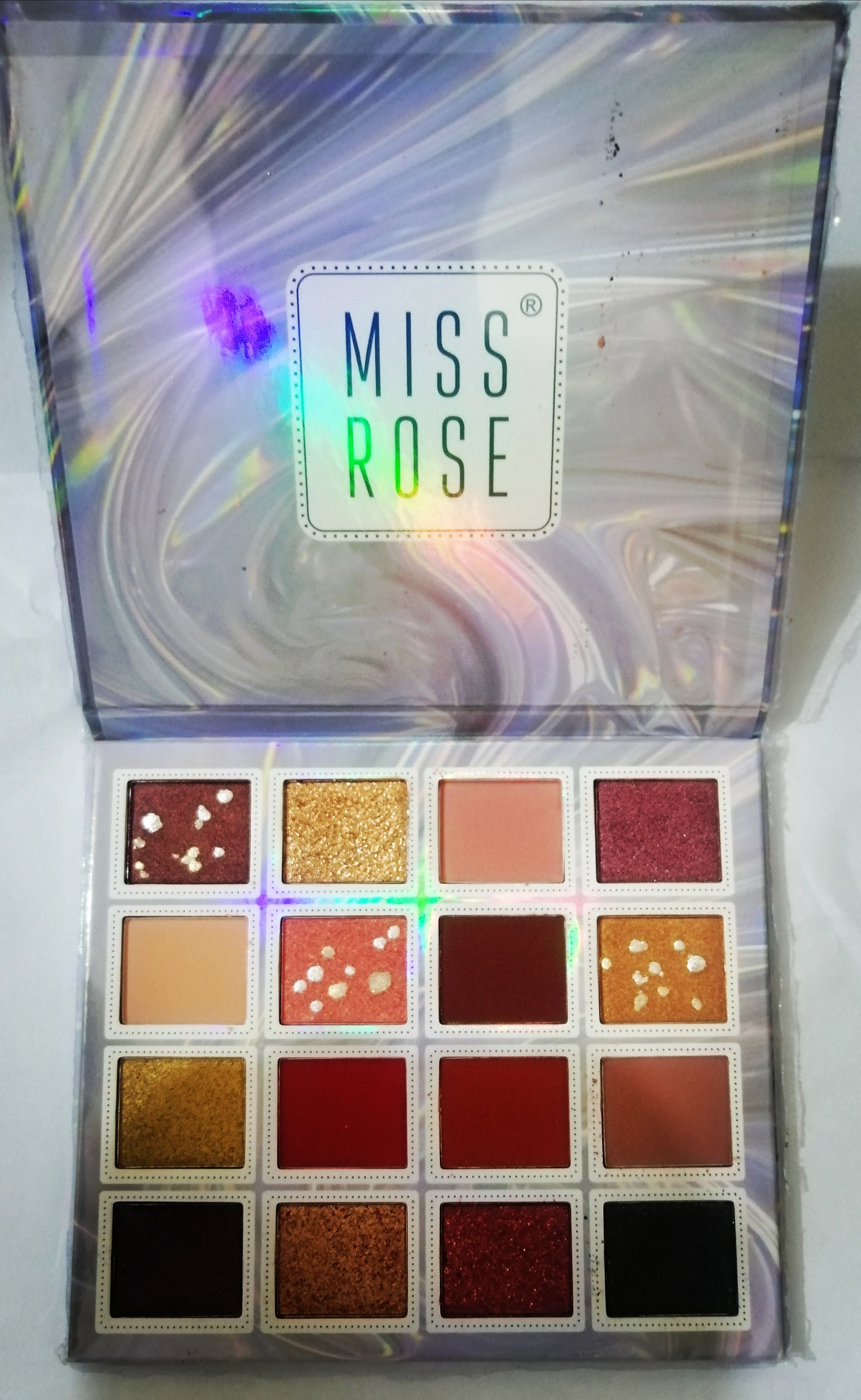 MISS ROSE 16 Color Pigment Eyeshadow Palette - Image 11