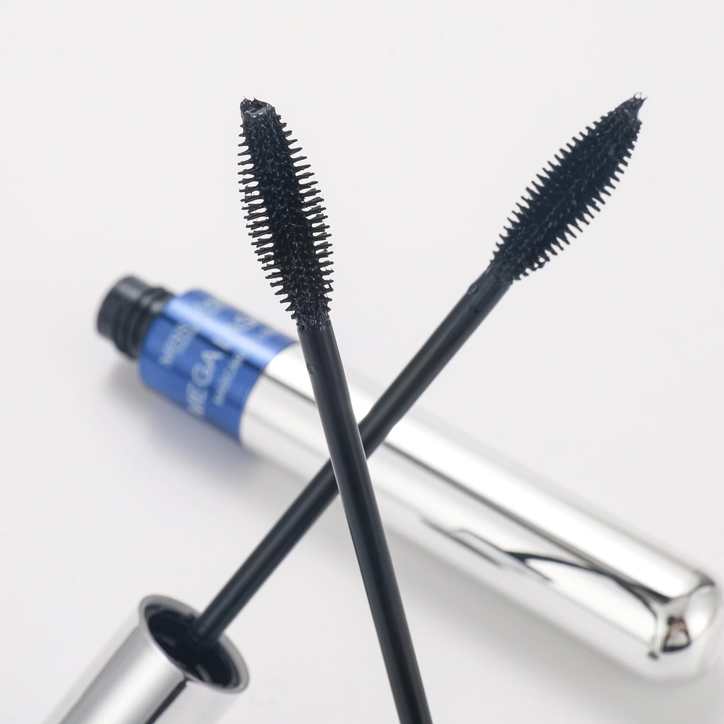 Miss Rose Mega Lash Mascara - Image 2