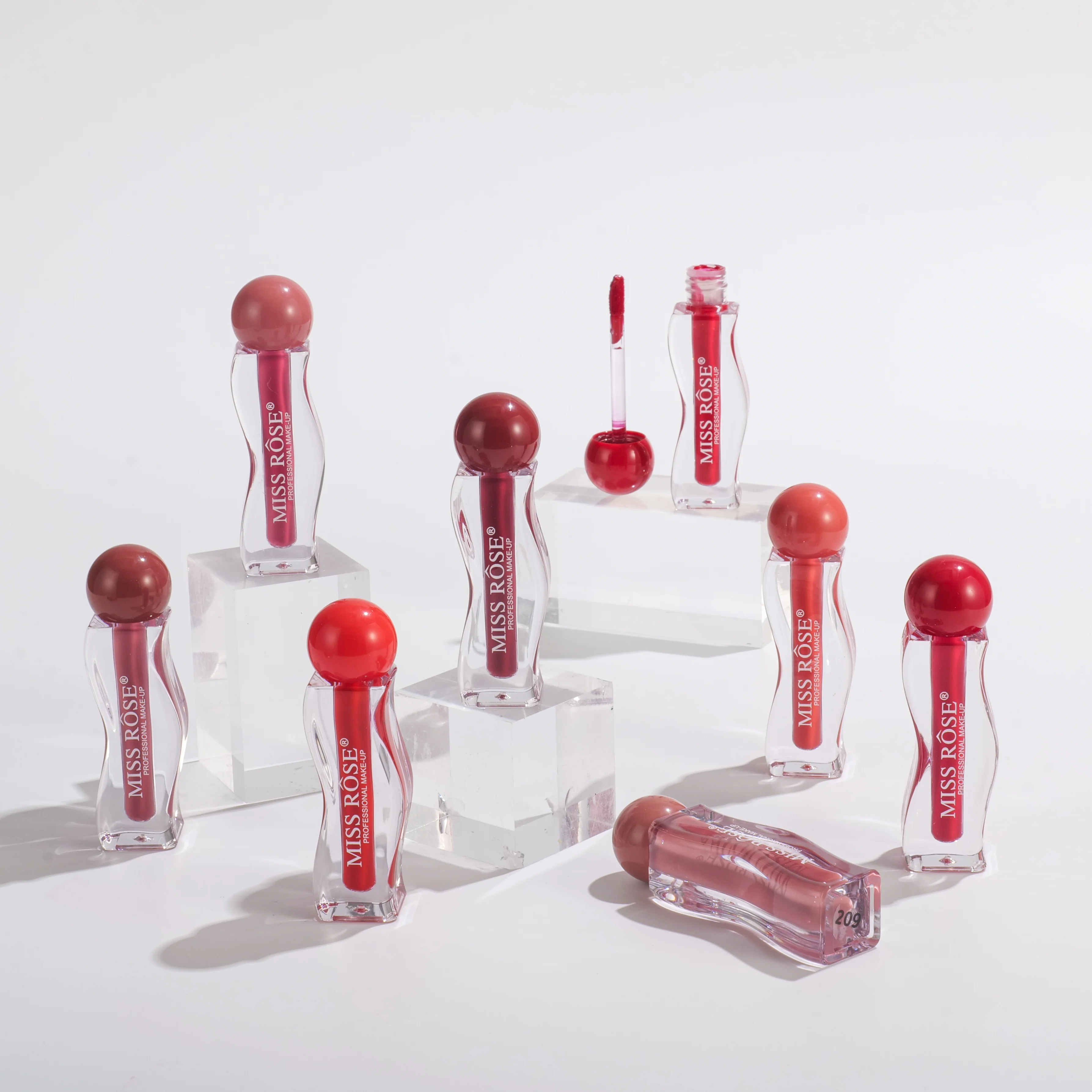 Miss Rose Seaweed Lip Gloss - Image 3